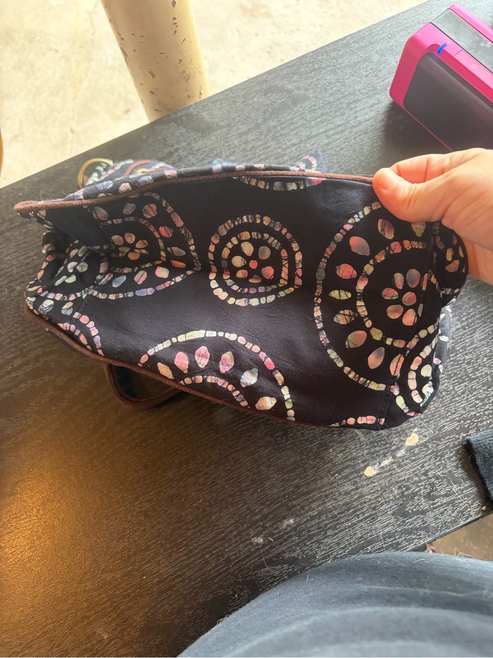 Black Patterned Drawstring Shoulder Bag - Picture 3 of 3